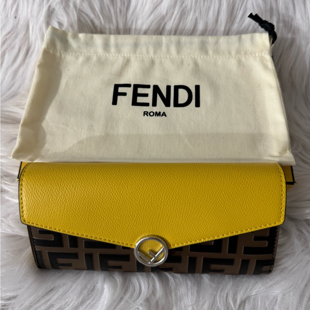 Fendi wallet
